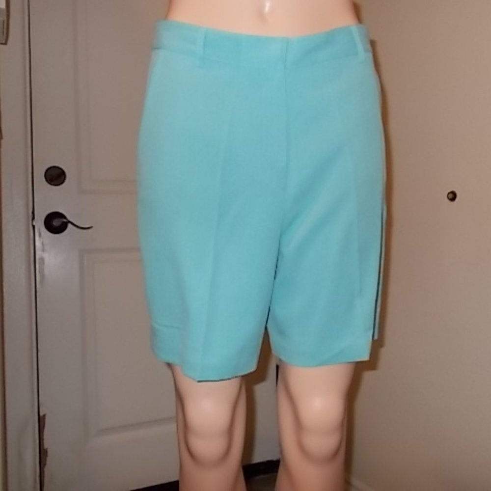 Women's Size 4 Tommy Bahama Silk Shorts